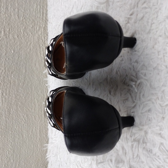 Adrienne Vittadini Saga Black Fine Leather Pointed-Toe Slip On Kitten Heel Pumps - Picture 5 of 16